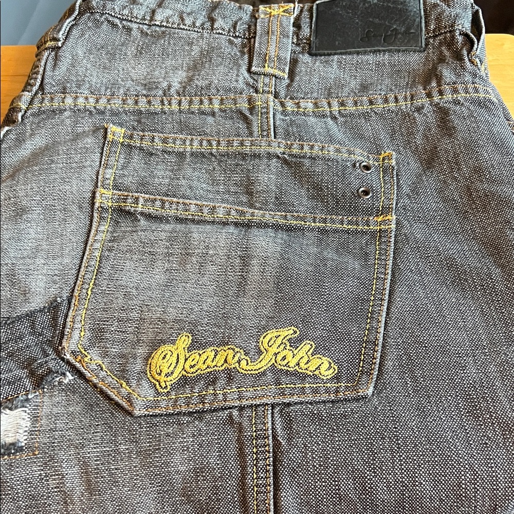 Sean John Black Jeans with Gold Stitching sz 46B